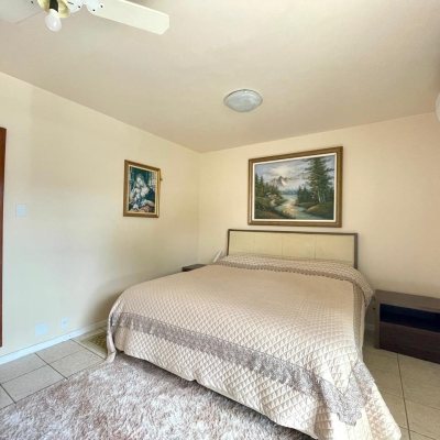 Cobertura com 229m², 3 quartos, 3 suítes, 2 garagens, no bairro Canasvieiras em Florianópolis