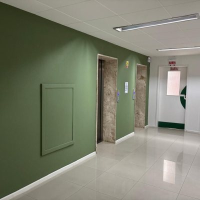 Sala com 32m², no bairro Centro em Florianópolis