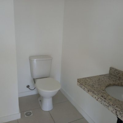 Sala com 38m², 1 garagem, no bairro Trindade em Florianópolis