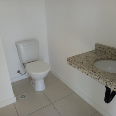 Sala com 38m², 1 garagem, no bairro Trindade em Florianópolis