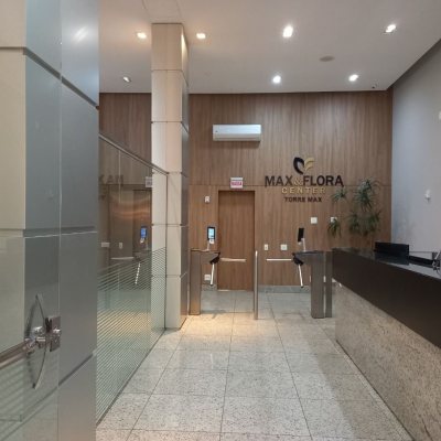 Sala com 38m², 1 garagem, no bairro Trindade em Florianópolis