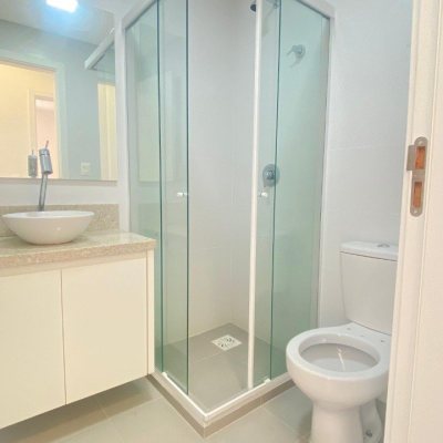 Apartamentos com 71m², 2 quartos, 1 suíte, 1 garagem, no bairro Cacupé em Florianópolis