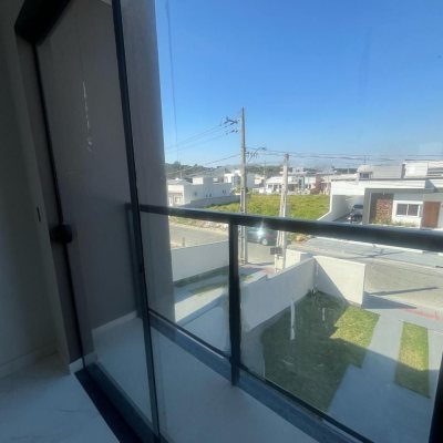 Casa Residencial com 85m², 2 quartos, 2 suítes, 1 garagem, no bairro Bela Vista em Palhoça