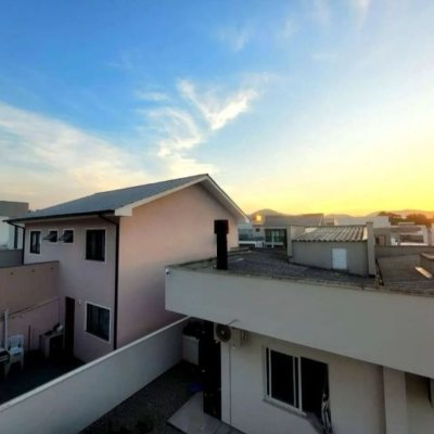 Casa Residencial com 85m², 2 quartos, 2 suítes, 1 garagem, no bairro Bela Vista em Palhoça