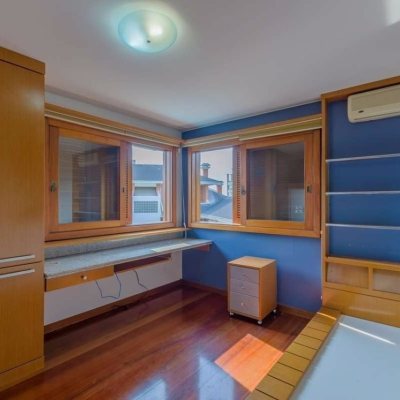 Casa Residencial com 929m², 5 quartos, 3 suítes, 5 garagens, no bairro João Paulo em Florianópolis