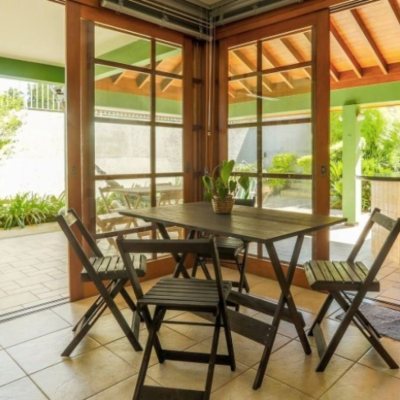 Casa Residencial com 929m², 5 quartos, 3 suítes, 5 garagens, no bairro João Paulo em Florianópolis