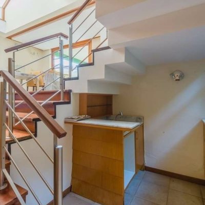 Casa Residencial com 929m², 5 quartos, 3 suítes, 5 garagens, no bairro João Paulo em Florianópolis