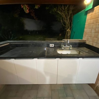 Casa Residencial com 929m², 5 quartos, 3 suítes, 5 garagens, no bairro João Paulo em Florianópolis