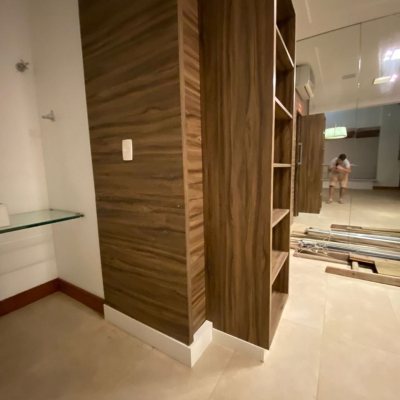 Casa Residencial com 929m², 5 quartos, 3 suítes, 5 garagens, no bairro João Paulo em Florianópolis