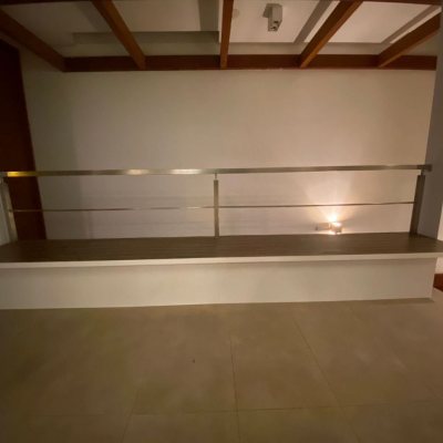 Casa Residencial com 929m², 5 quartos, 3 suítes, 5 garagens, no bairro João Paulo em Florianópolis