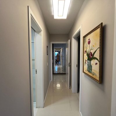 Cobertura com 140m², 3 quartos, 1 suíte, 2 garagens, no bairro Kobrasol em São José