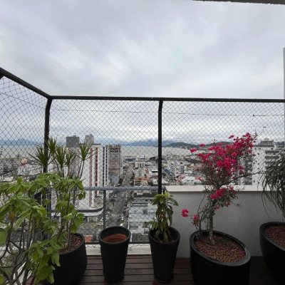 Cobertura com 140m², 3 quartos, 1 suíte, 2 garagens, no bairro Kobrasol em São José