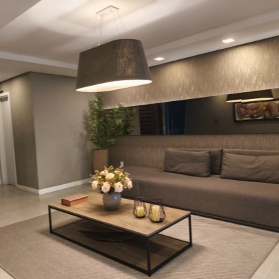 Cobertura com 140m², 3 quartos, 1 suíte, 2 garagens, no bairro Kobrasol em São José