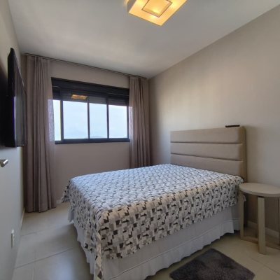 Cobertura com 140m², 3 quartos, 1 suíte, 2 garagens, no bairro Kobrasol em São José