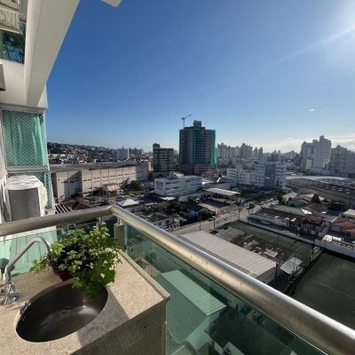 Apartamentos com 86m², 3 quartos, 1 suíte, 1 garagem, no bairro Kobrasol em São José