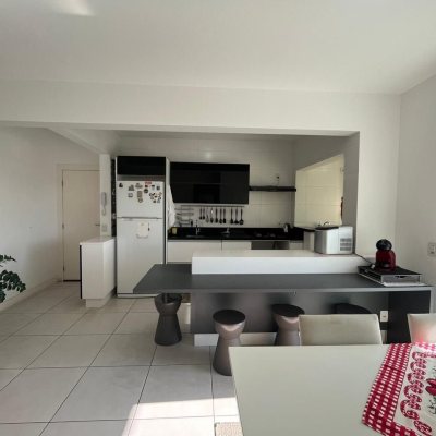 Apartamentos com 86m², 3 quartos, 1 suíte, 1 garagem, no bairro Kobrasol em São José