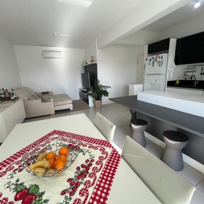 Apartamentos com 86m², 3 quartos, 1 suíte, 1 garagem, no bairro Kobrasol em São José