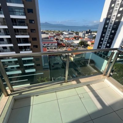 Apartamentos com 86m², 3 quartos, 1 suíte, 1 garagem, no bairro Kobrasol em São José