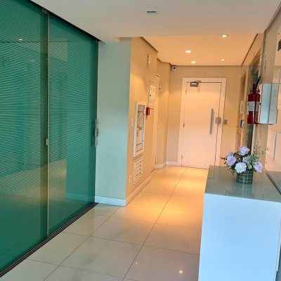 Apartamentos com 86m², 3 quartos, 1 suíte, 1 garagem, no bairro Kobrasol em São José