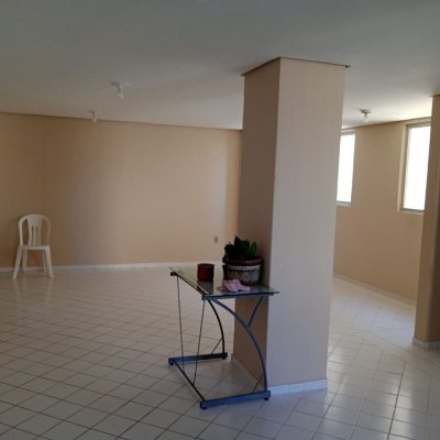 Apartamentos com 76m², 3 quartos, 1 garagem, no bairro Barreiros em São José