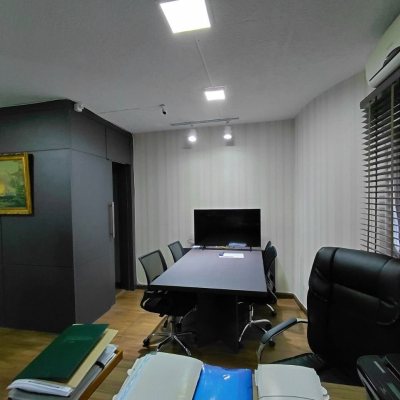 Sala com 27m², no bairro Centro em Florianópolis