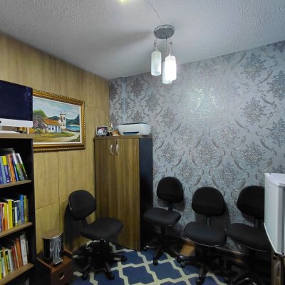 Sala com 27m², no bairro Centro em Florianópolis