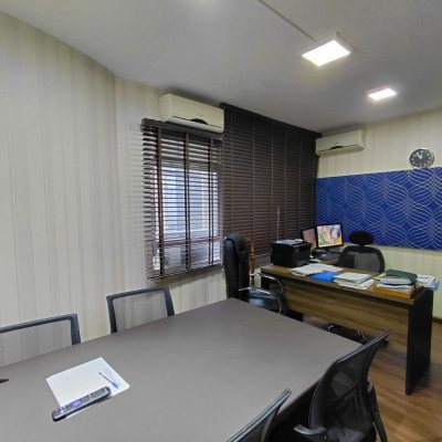 Sala com 27m², no bairro Centro em Florianópolis