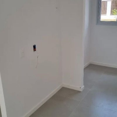 Casa em Condomínio com 78m², 2 quartos, 2 suítes, 1 garagem, no bairro Campeche em Florianópolis