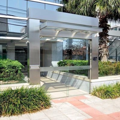 Apartamentos com 115m², 2 quartos, 2 suítes, 2 garagens, no bairro Agronômica em Florianópolis