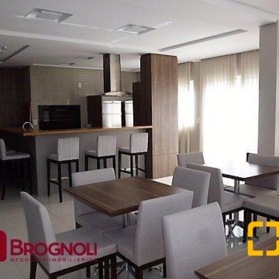 Apartamentos com 115m², 2 quartos, 2 suítes, 2 garagens, no bairro Agronômica em Florianópolis