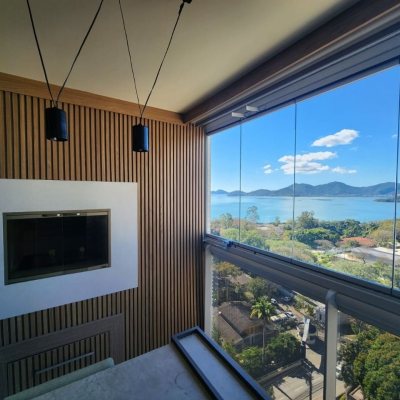 Apartamentos com 115m², 2 quartos, 2 suítes, 2 garagens, no bairro Agronômica em Florianópolis