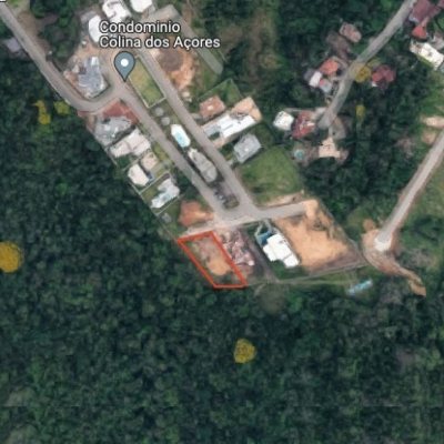 Terrenos Residenciais com 794m², no bairro Córrego Grande em Florianópolis