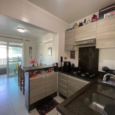 Apartamentos com 90m², 3 quartos, 1 suíte, 1 garagem, no bairro Ipiranga em São José