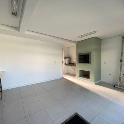 Apartamentos com 90m², 3 quartos, 1 suíte, 1 garagem, no bairro Ipiranga em São José