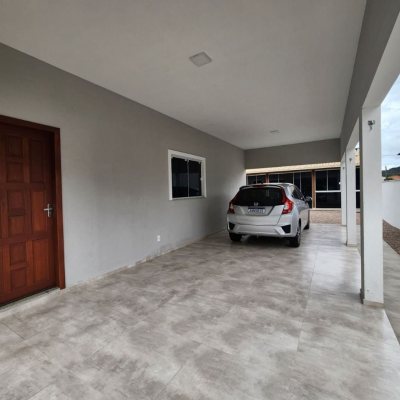 Casa em Condomínio com 200m², 3 quartos, 2 garagens, no bairro Praia De Fora em Palhoça