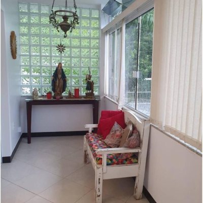 Casa Residencial com 257m², 4 quartos, 2 suítes, 4 garagens, no bairro João Paulo em Florianópolis