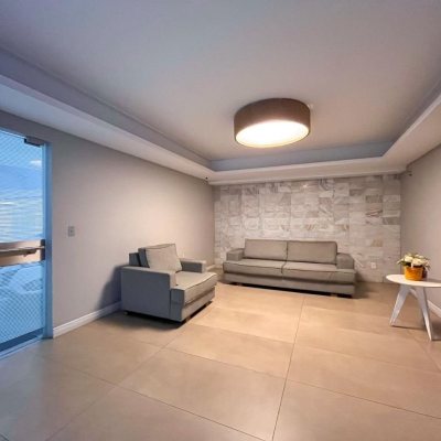 Apartamentos com 61m², 2 quartos, no bairro Centro em Florianópolis