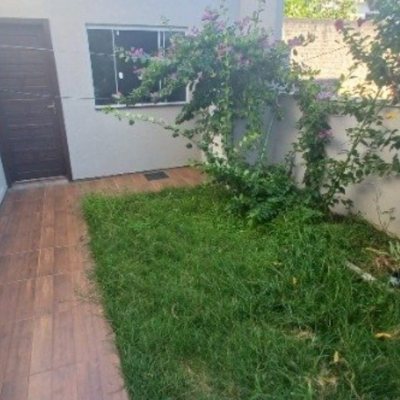 Casa em Condomínio com 370m², 3 quartos, 1 suíte, 2 garagens, no bairro Canasvieiras em Florianópolis