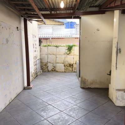 Casa Residencial com 90m², 4 quartos, no bairro Saco Dos Limões em Florianópolis