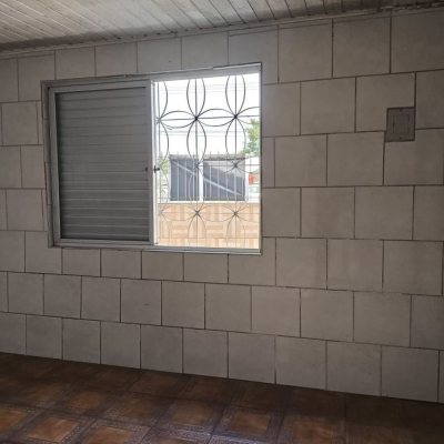 Casa Residencial com 90m², 4 quartos, no bairro Saco Dos Limões em Florianópolis