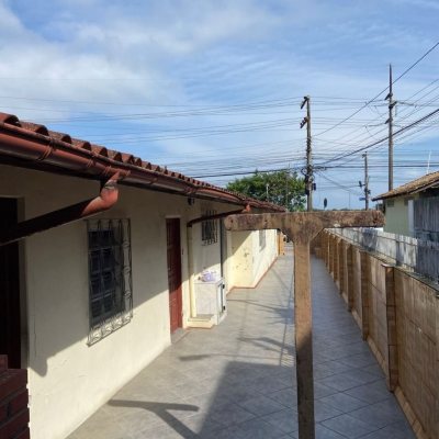Casa Residencial com 90m², 4 quartos, no bairro Saco Dos Limões em Florianópolis