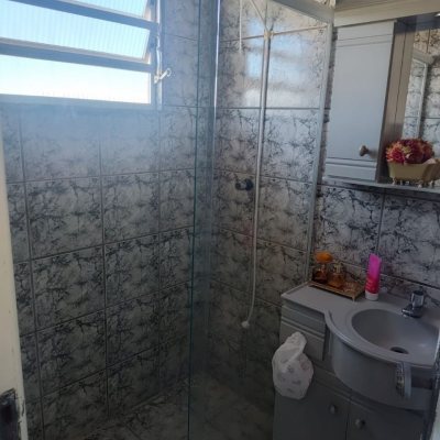 Casa Residencial com 103m², 2 quartos, 1 suíte, no bairro Centro em Florianópolis