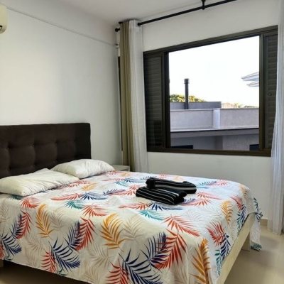 Apartamentos com 62m², 1 quarto, 1 garagem, no bairro Ponta Das Canas em Florianópolis