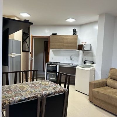 Apartamentos com 62m², 1 quarto, 1 garagem, no bairro Ponta Das Canas em Florianópolis