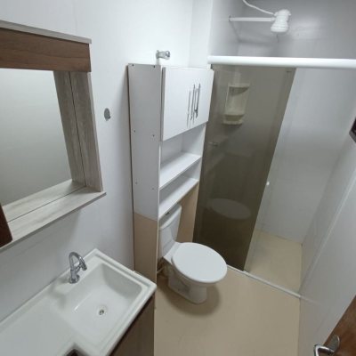 Apartamentos com 62m², 1 quarto, 1 garagem, no bairro Ponta Das Canas em Florianópolis
