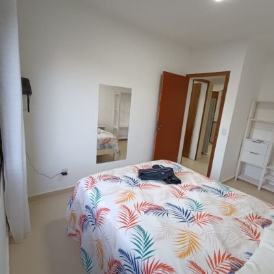 Apartamentos com 62m², 1 quarto, 1 garagem, no bairro Ponta Das Canas em Florianópolis