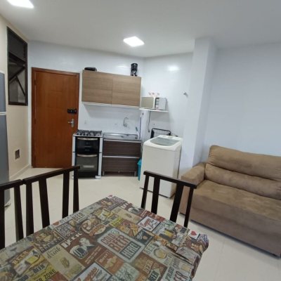 Apartamentos com 62m², 1 quarto, 1 garagem, no bairro Ponta Das Canas em Florianópolis