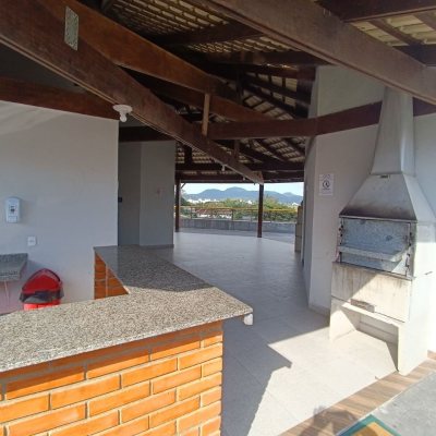 Apartamentos com 62m², 1 quarto, 1 garagem, no bairro Ponta Das Canas em Florianópolis