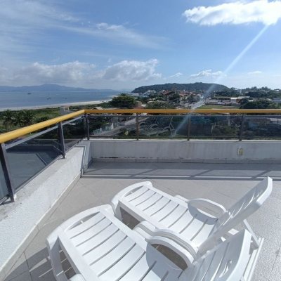 Apartamentos com 62m², 1 quarto, 1 garagem, no bairro Ponta Das Canas em Florianópolis