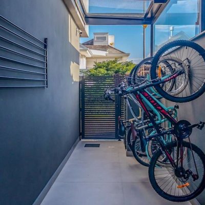 Casa Residencial com 564m², 4 quartos, 4 suítes, 4 garagens, no bairro Jurerê Internacional em Florianópolis